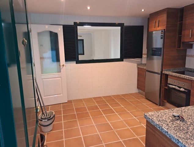 3 quarto Casa em Banda para venda em La Duquesa / Puerto de la Duquesa, Manilva - 588 000 € (Ref: 9937684)