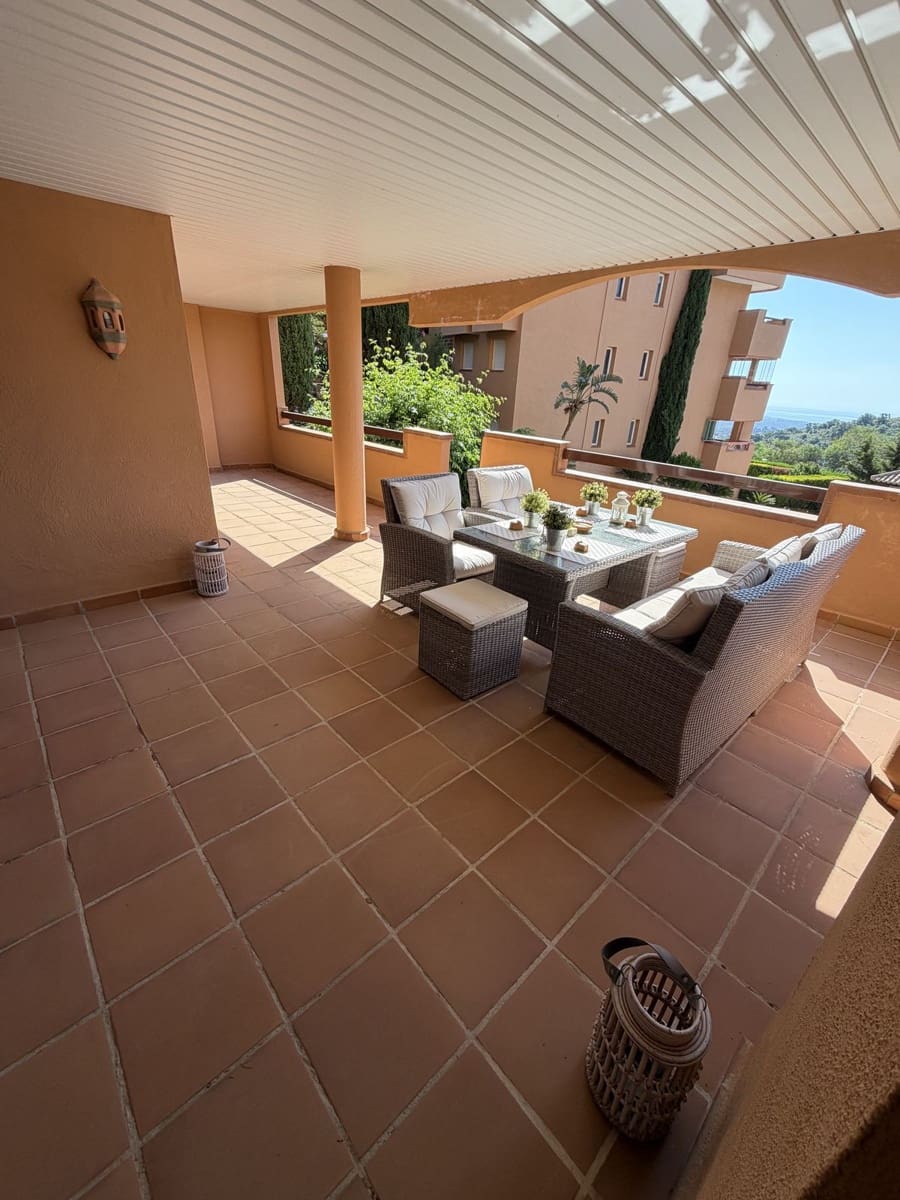 2 soveværelse Lejlighed til salg i La Mairena - € 370.000 (Ref: 9937686)