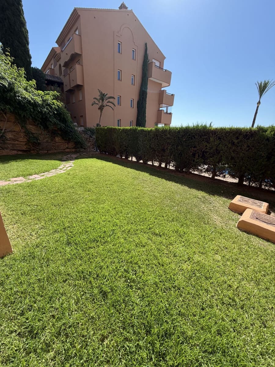 2 soveværelse Lejlighed til salg i La Mairena - € 370.000 (Ref: 9937686)