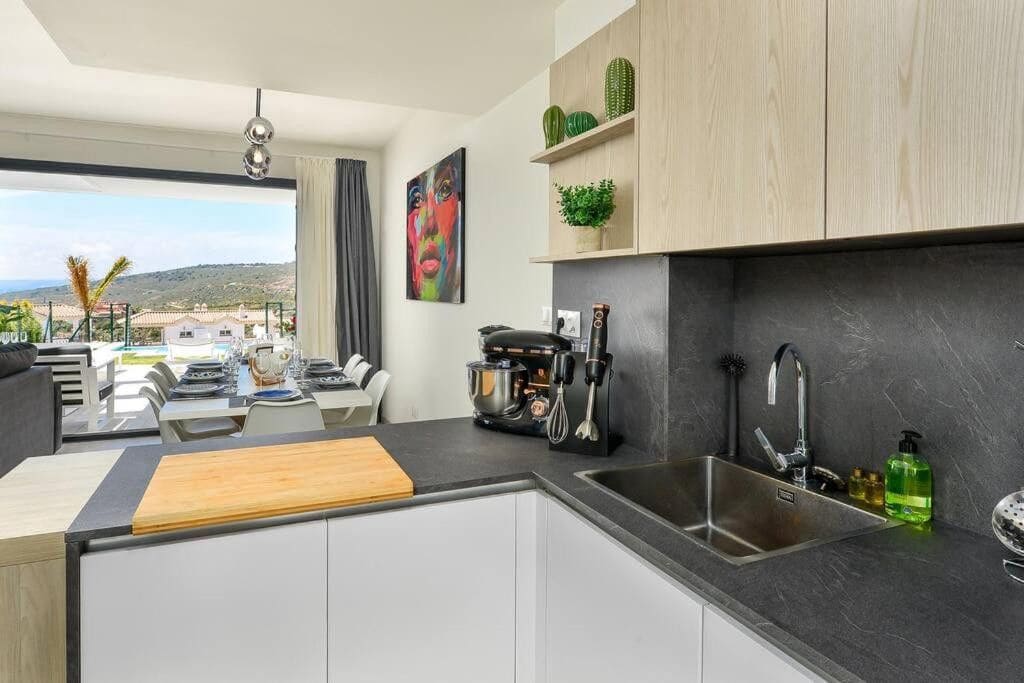 Pareado de 3 habitaciones en Manilva en venta - 695.000 € (Ref: 9937690)
