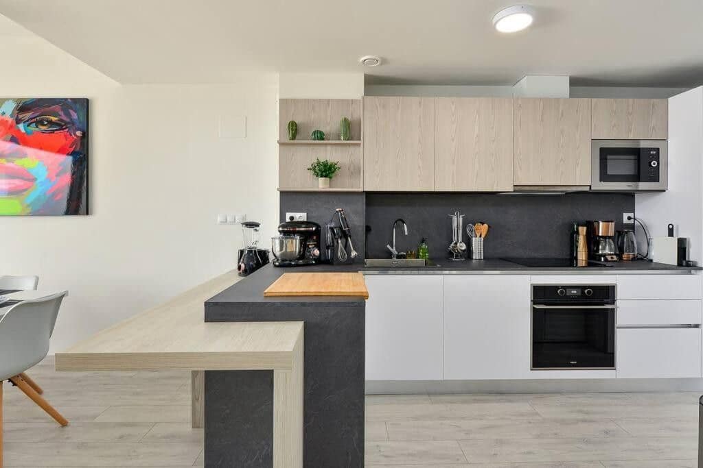 Pareado de 3 habitaciones en Manilva en venta - 695.000 € (Ref: 9937690)