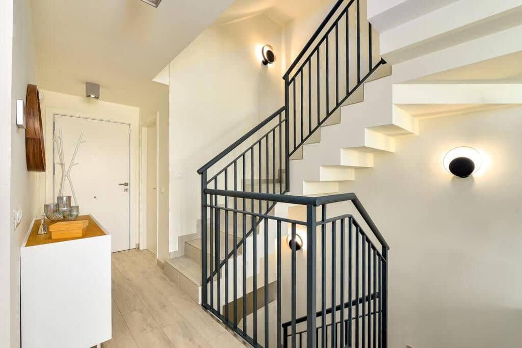 Pareado de 3 habitaciones en Manilva en venta - 695.000 € (Ref: 9937690)