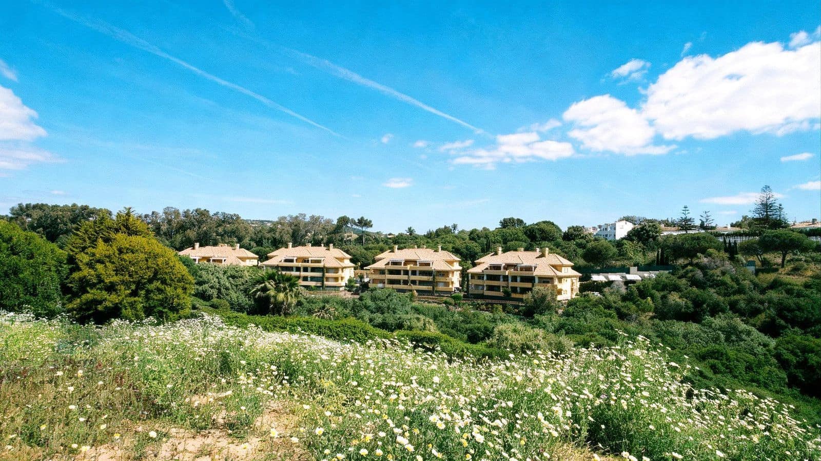 Building Plot for sale in Sotogrande - € 634,000 (Ref: 9937693)
