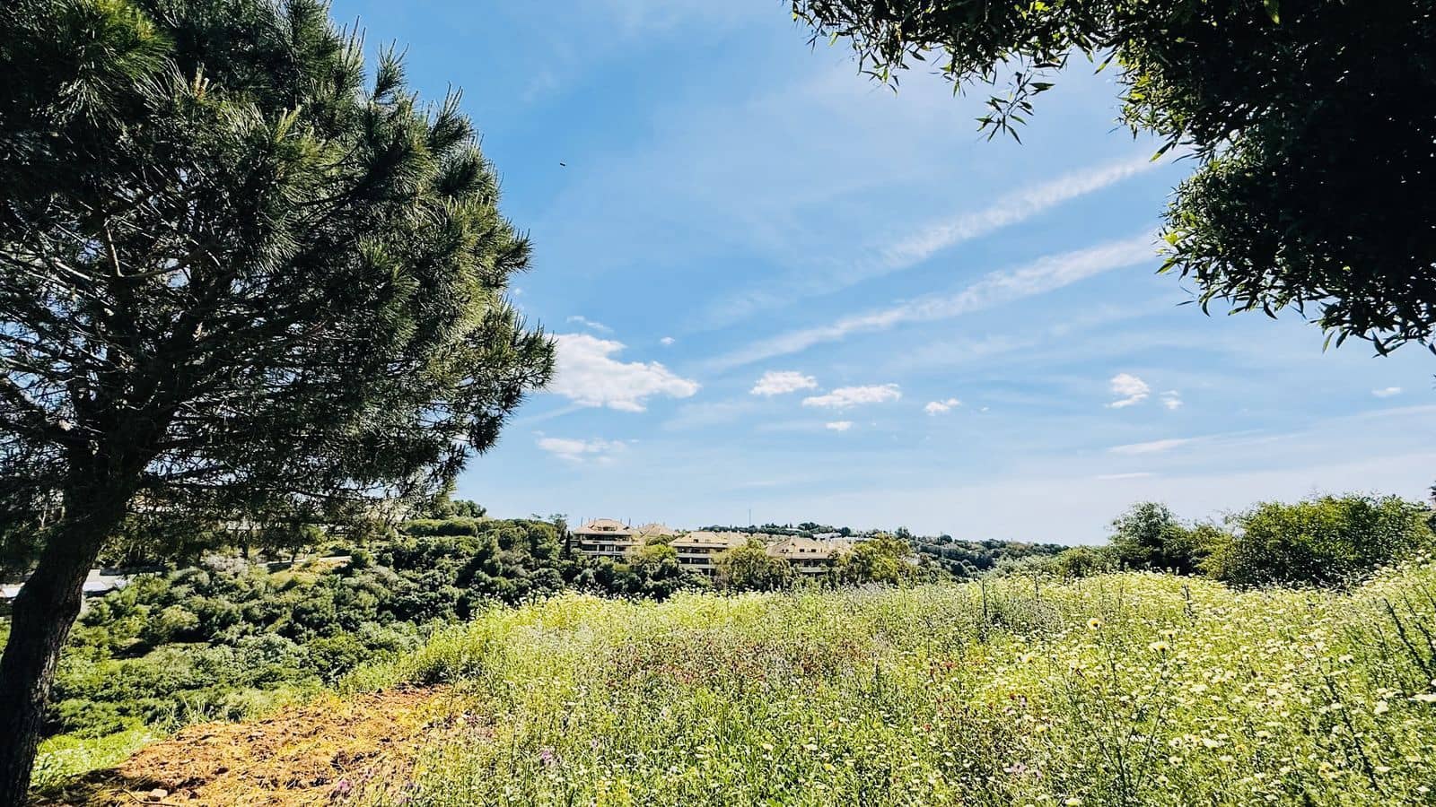 Building Plot for sale in Sotogrande - € 634,000 (Ref: 9937693)