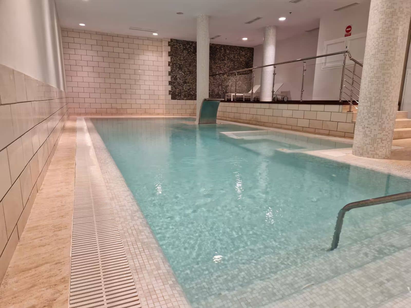 2 sypialnia Dom na sprzedaż w Golden Mile - 1 400 000 € (Ref: 9937706)