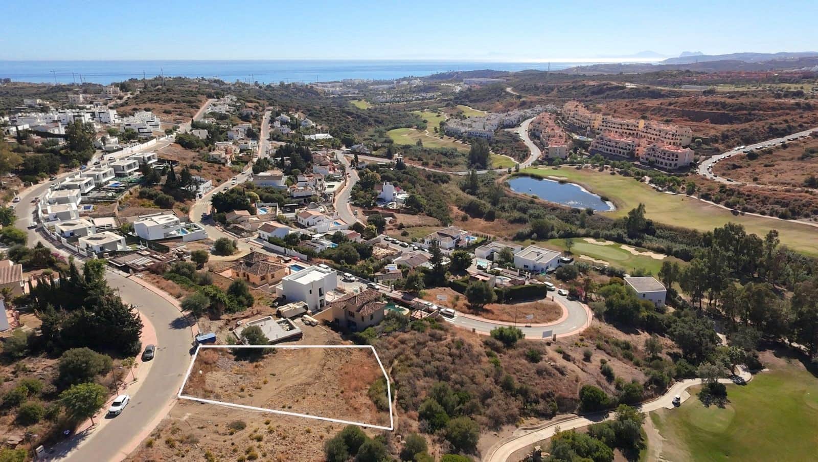 Undeveloped Land for sale in Estepona - € 350,000 (Ref: 9937719)