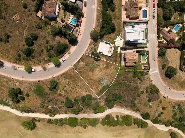 Terreno Non Edificato in vendita in Estepona - 350.000 € (Rif: 9937719)