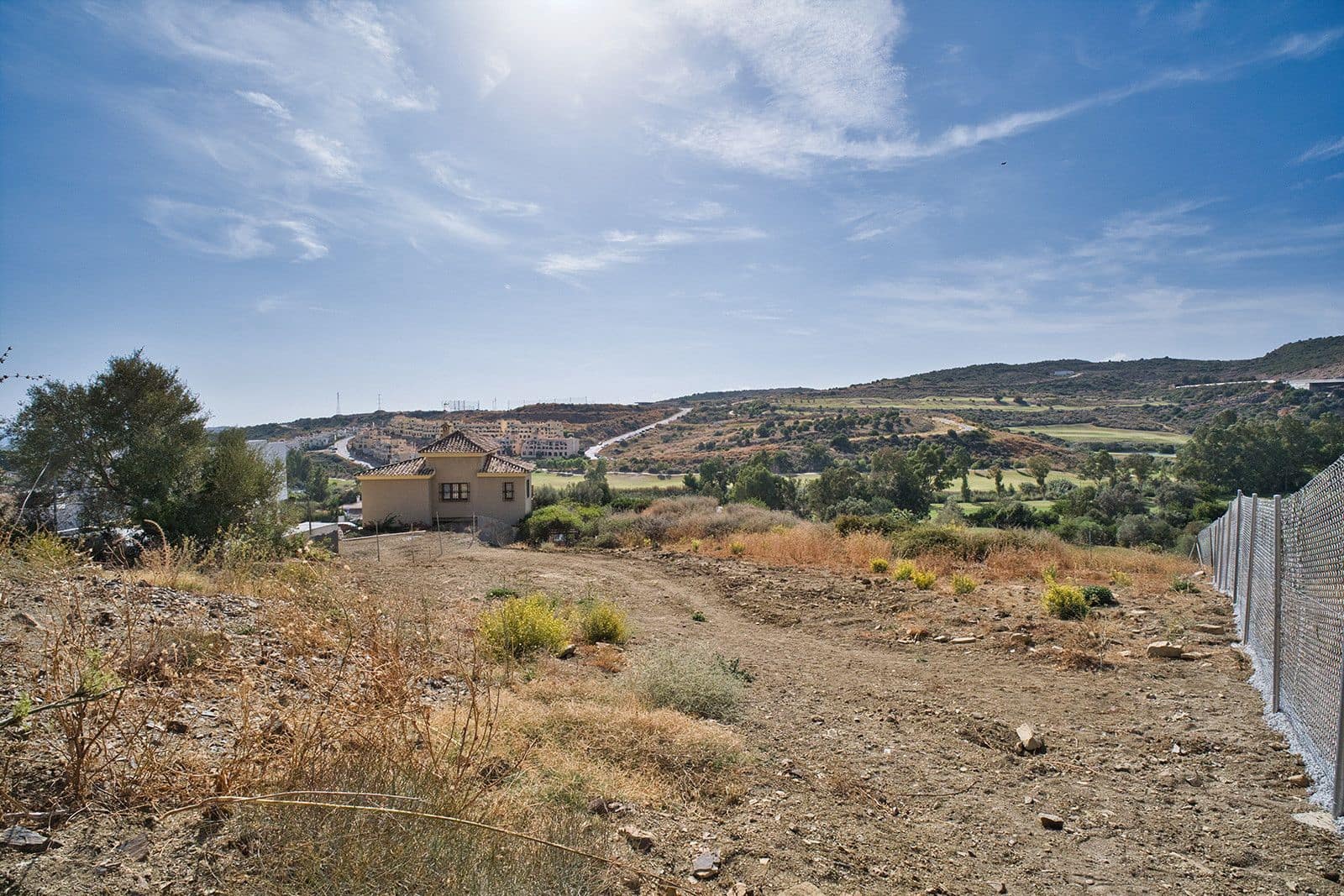 Undeveloped Land for sale in Estepona - € 350,000 (Ref: 9937719)