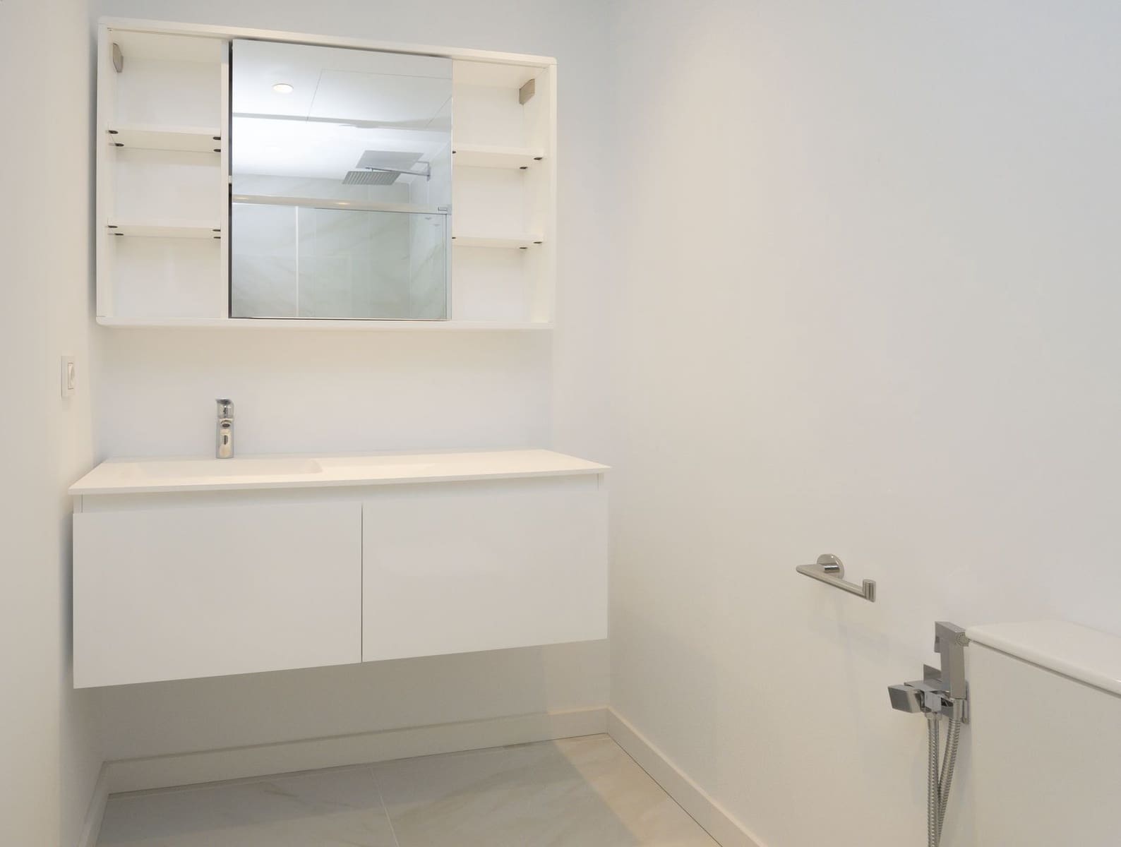 4 bedroom Townhouse for sale in Nueva Andalucia - € 945,000 (Ref: 9937722)
