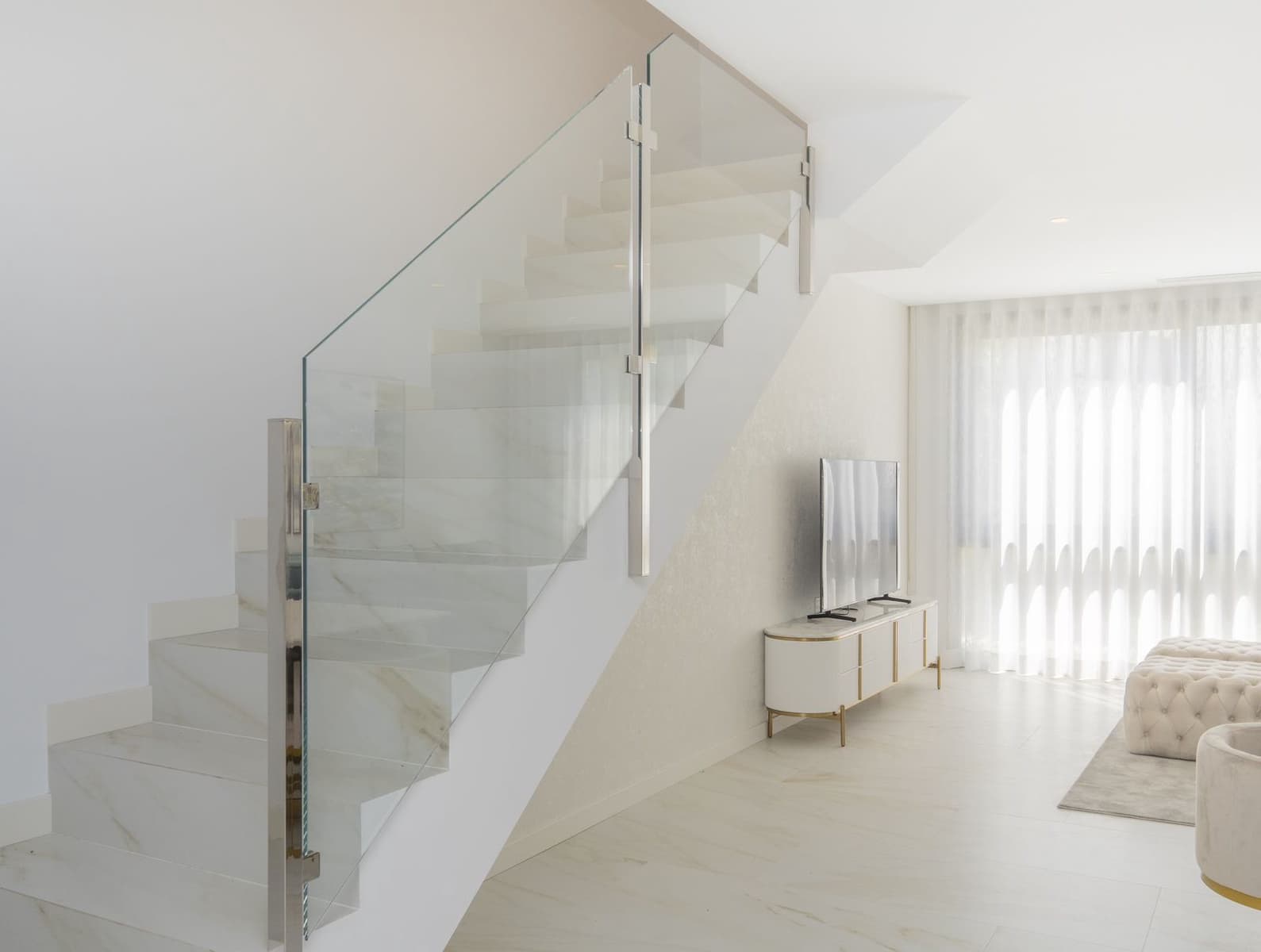 4 bedroom Townhouse for sale in Nueva Andalucia - € 945,000 (Ref: 9937722)