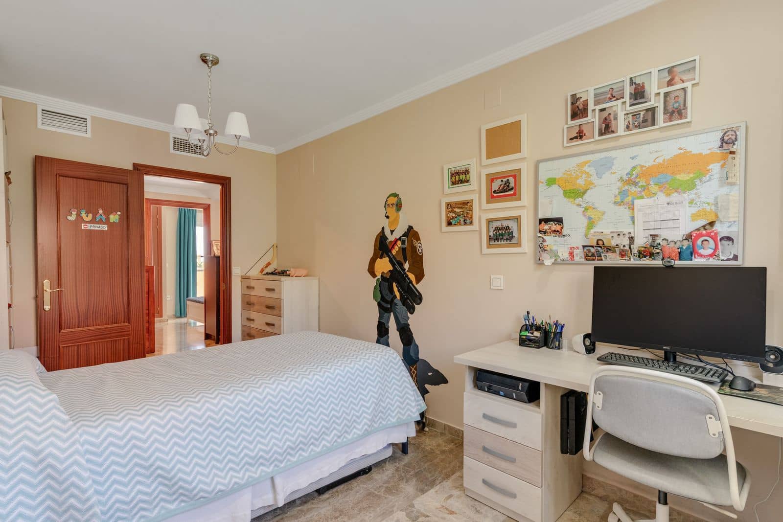 3 slaapkamer Halfvrijstaande villa te koop in Estepona - € 590.000 (Ref: 9937729)