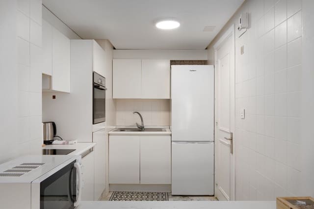 1 soverom Leilighet til salgs i Golden Mile, Marbella - € 495 000 (Ref: 9937730)