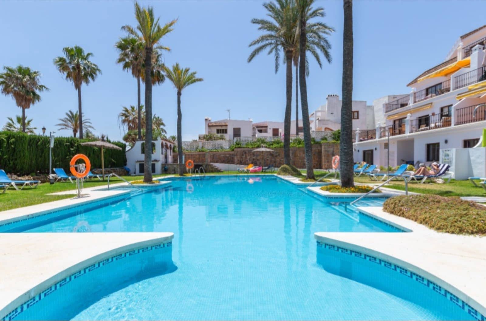 1 chambre Appartement de Plage à vendre à La Duquesa / Puerto de la Duquesa - 330 000 € (Ref: 9937738)