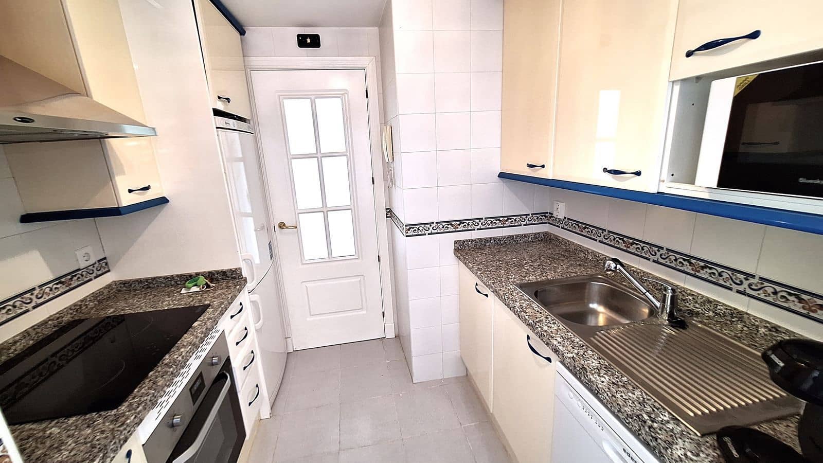 1 chambre Appartement de Plage à vendre à La Duquesa / Puerto de la Duquesa - 330 000 € (Ref: 9937738)