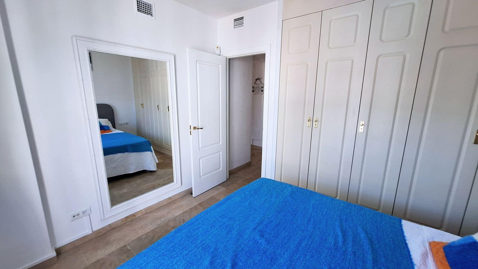 1 chambre Appartement de Plage à vendre à La Duquesa / Puerto de la Duquesa - 330 000 € (Ref: 9937738)