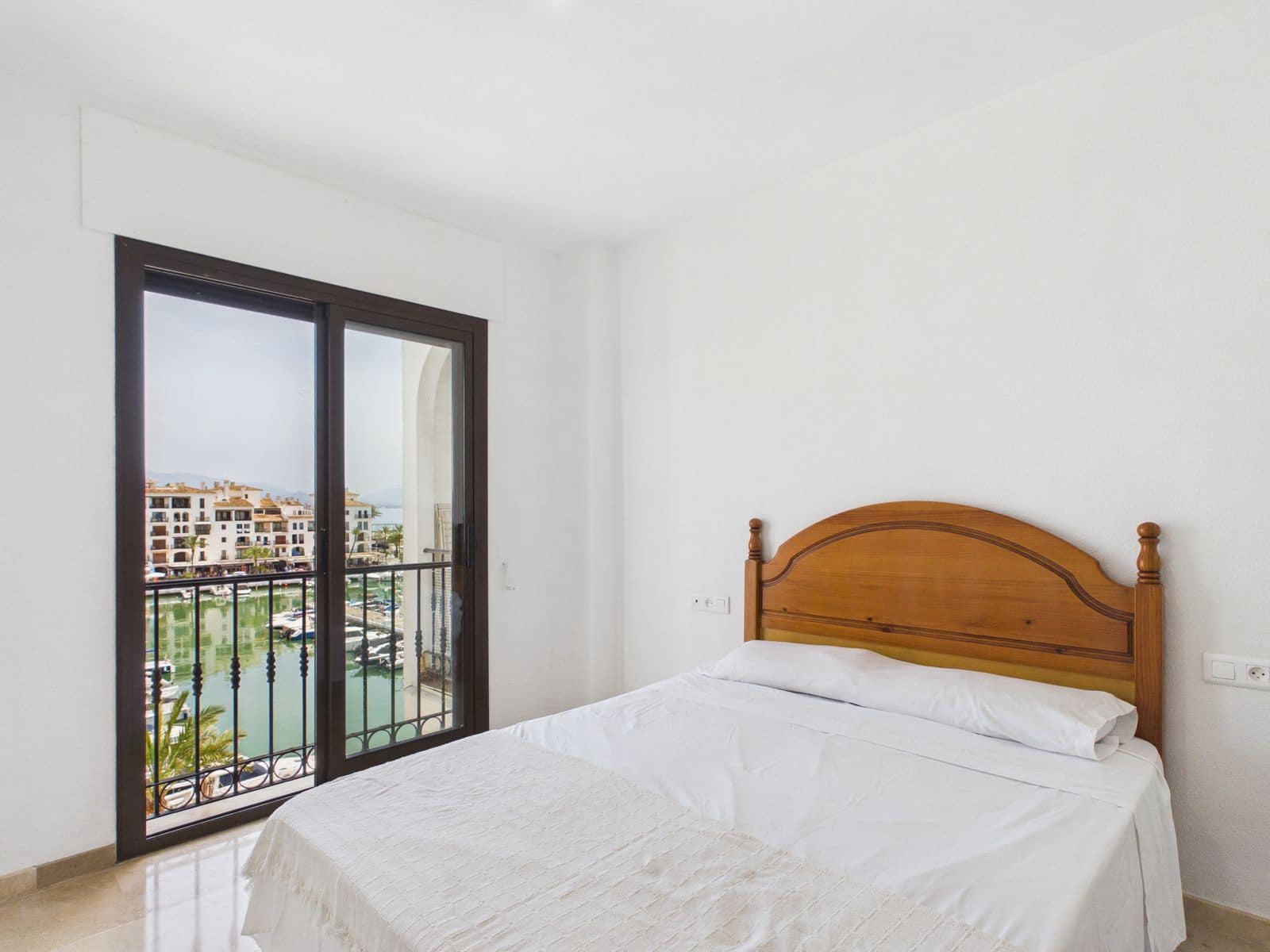 2 Zimmer Strandapartment zu verkaufen in Manilva - 430.000 € (Ref: 9937742)