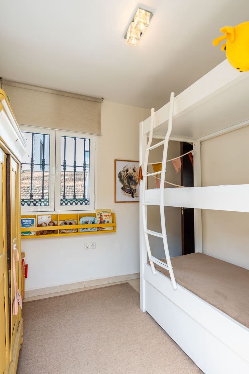 3 soveværelse Penthouse til salg i Malaga by - € 899.000 (Ref: 9937744)