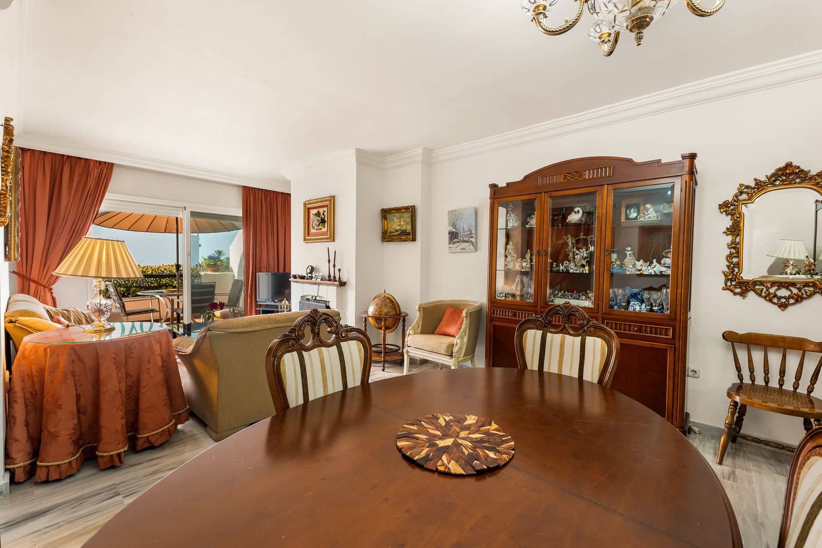 4 soverom Penthouse til salgs i Guadalmina - € 780 000 (Ref: 9937745)