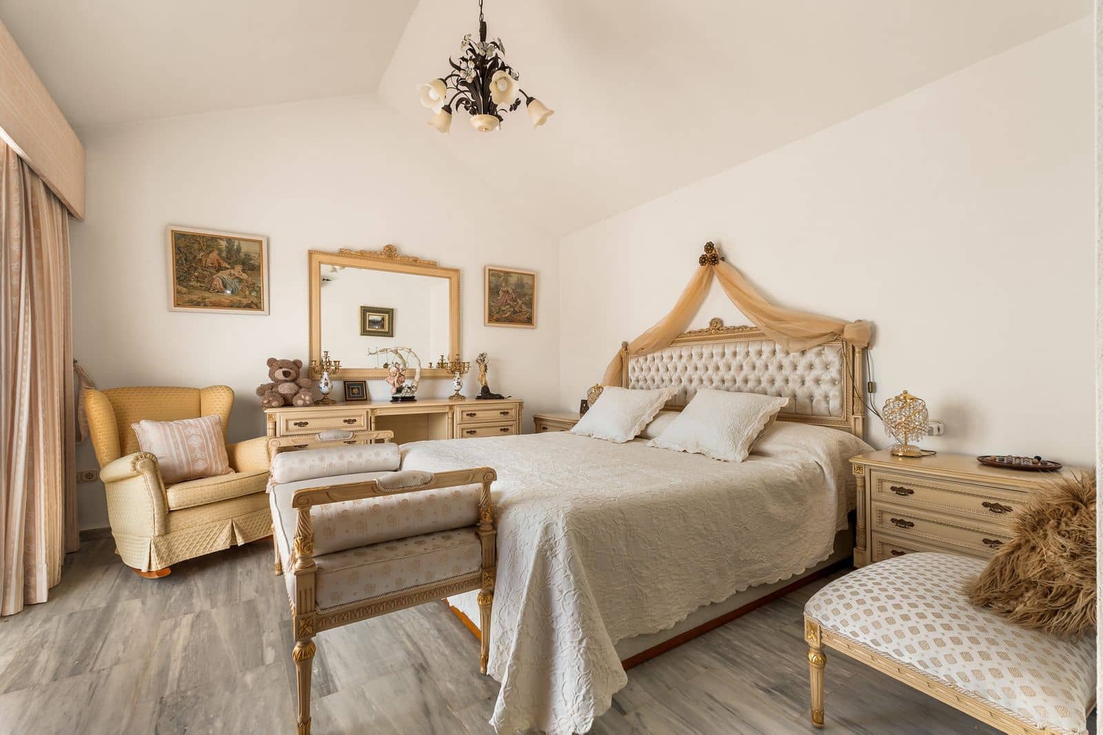 4 soverom Penthouse til salgs i Guadalmina - € 780 000 (Ref: 9937745)