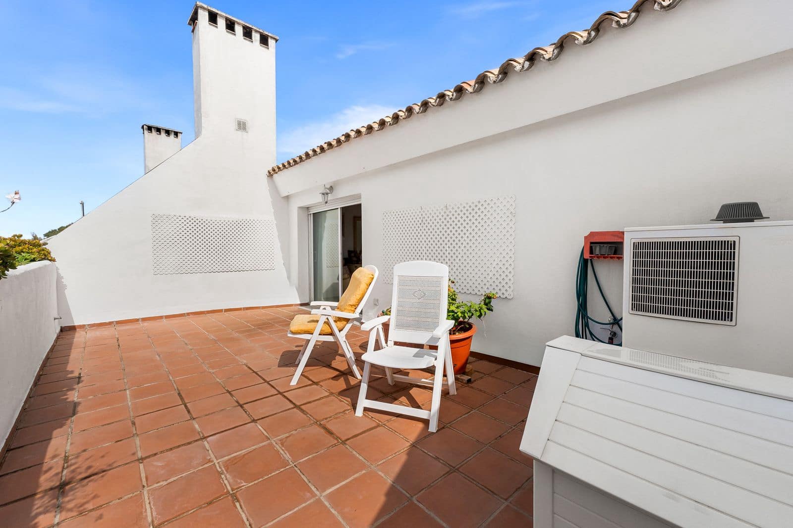 4 soverom Penthouse til salgs i Guadalmina - € 780 000 (Ref: 9937745)