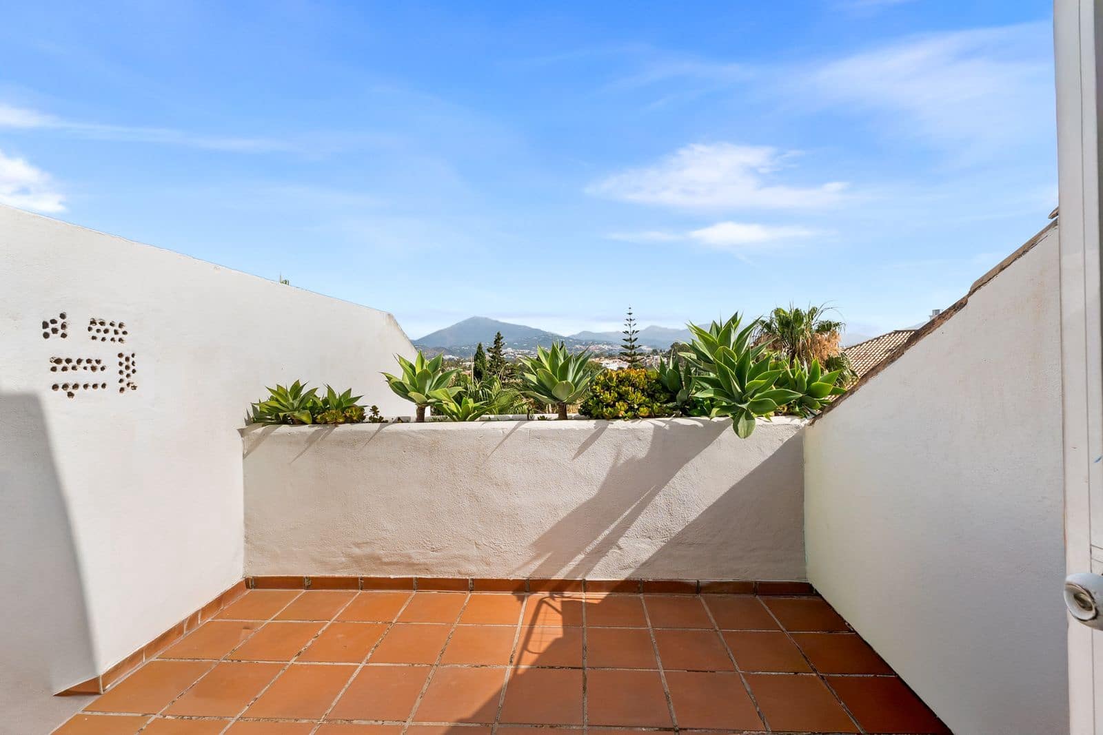 4 soverom Penthouse til salgs i Guadalmina - € 780 000 (Ref: 9937745)