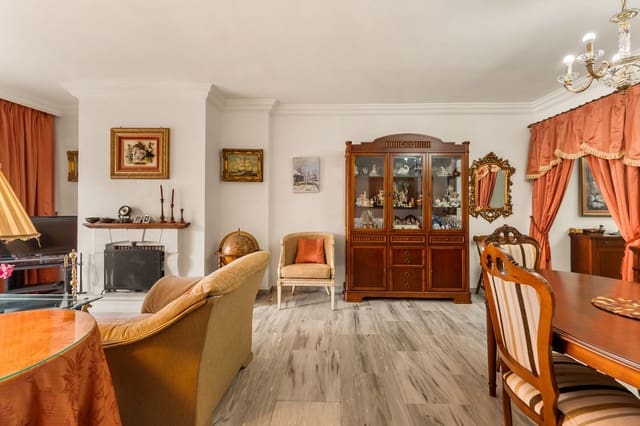 4 soverom Penthouse til salgs i Guadalmina Baja, Marbella - € 780 000 (Ref: 9937745)
