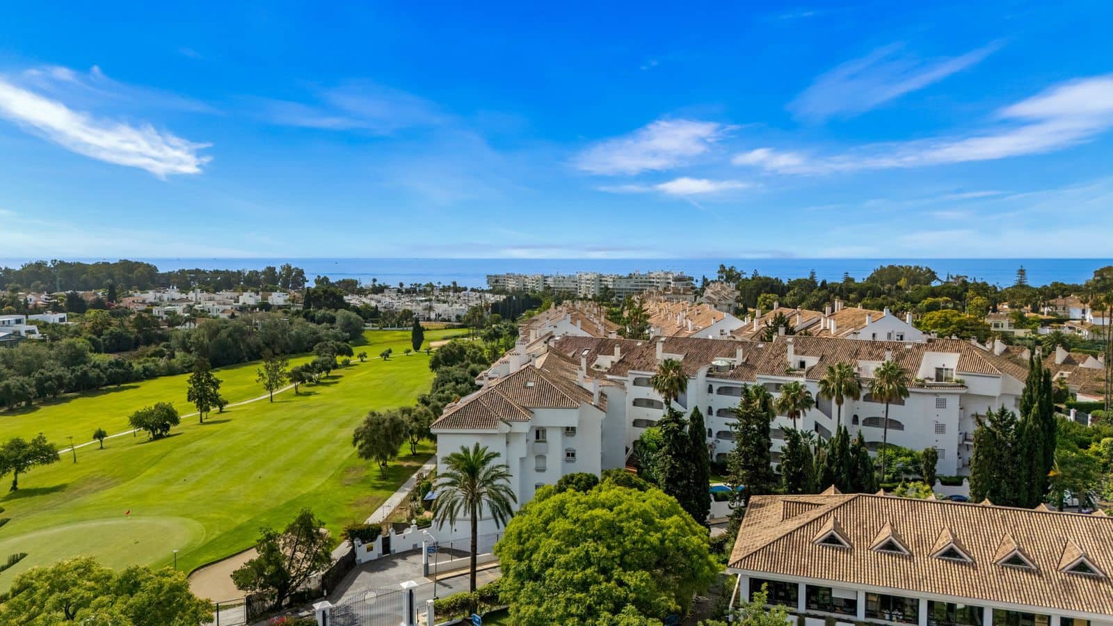 4 soverom Penthouse til salgs i Guadalmina - € 780 000 (Ref: 9937745)