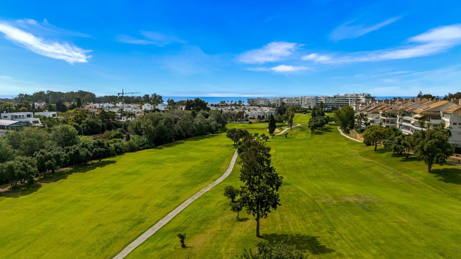 4 soverom Penthouse til salgs i Guadalmina - € 780 000 (Ref: 9937745)