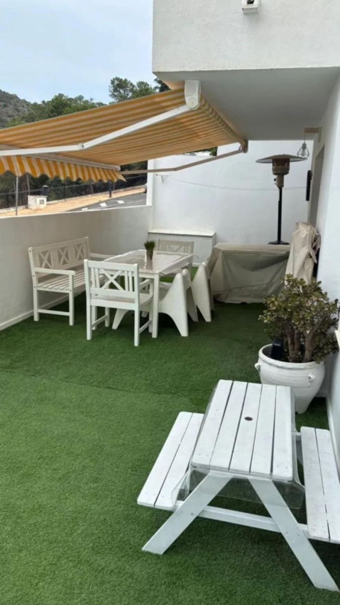 3 quarto Apartamento para venda em Benahavis - 360 000 € (Ref: 9952074)