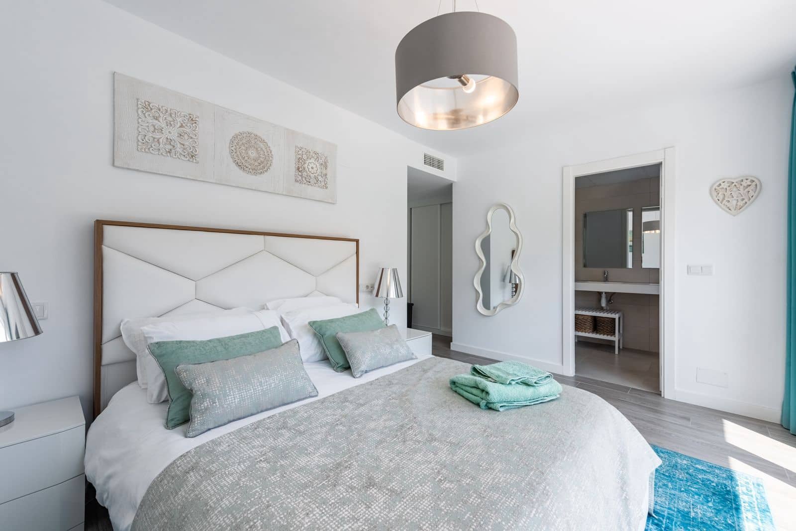 3 makuuhuone Kattohuoneisto myytävänä paikassa Benahavis - 695 000 € (Ref: 9952077)
