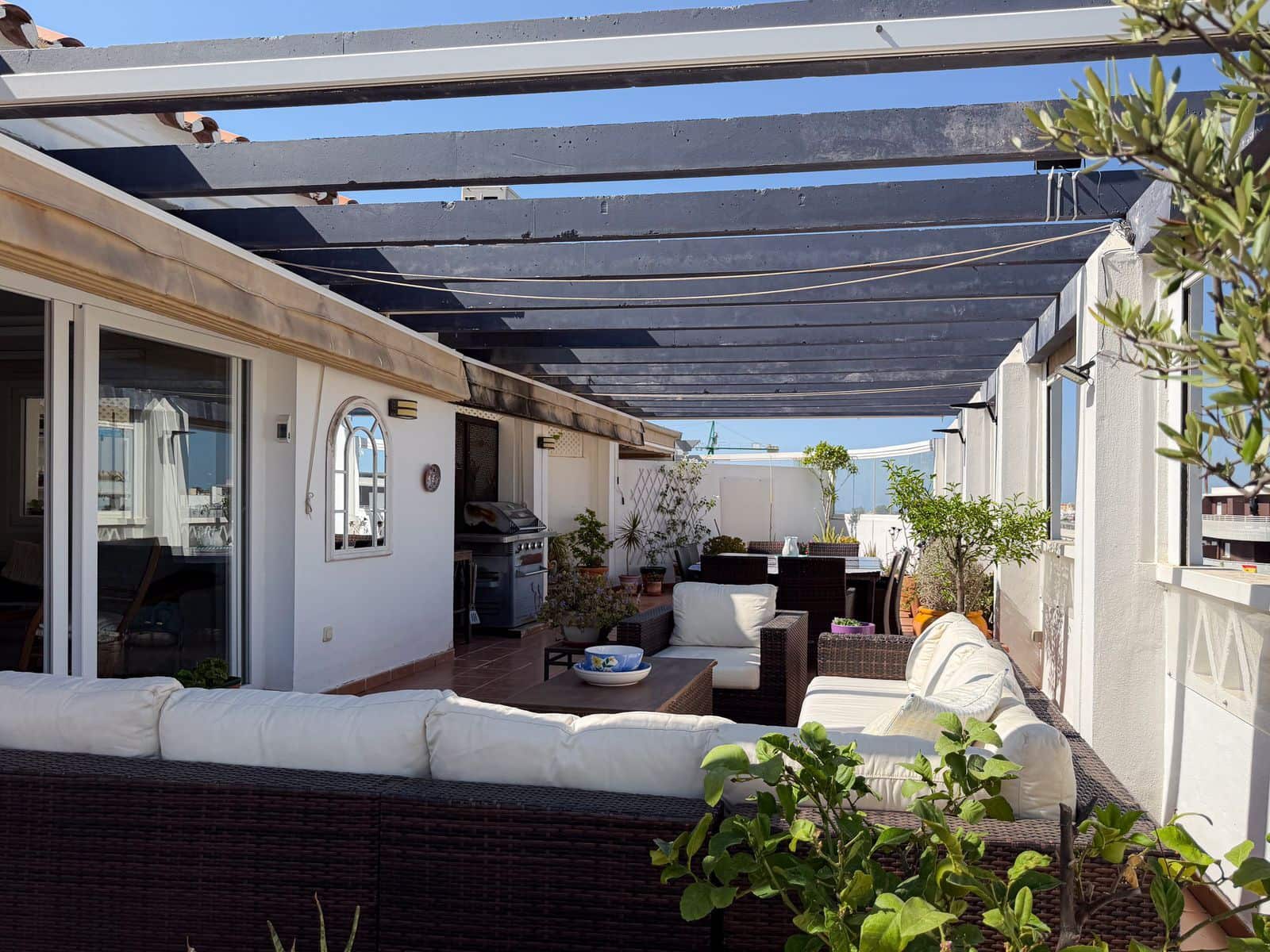 3 Zimmer Penthouse zu verkaufen in Nueva Andalucia - 675.000 € (Ref: 9952084)