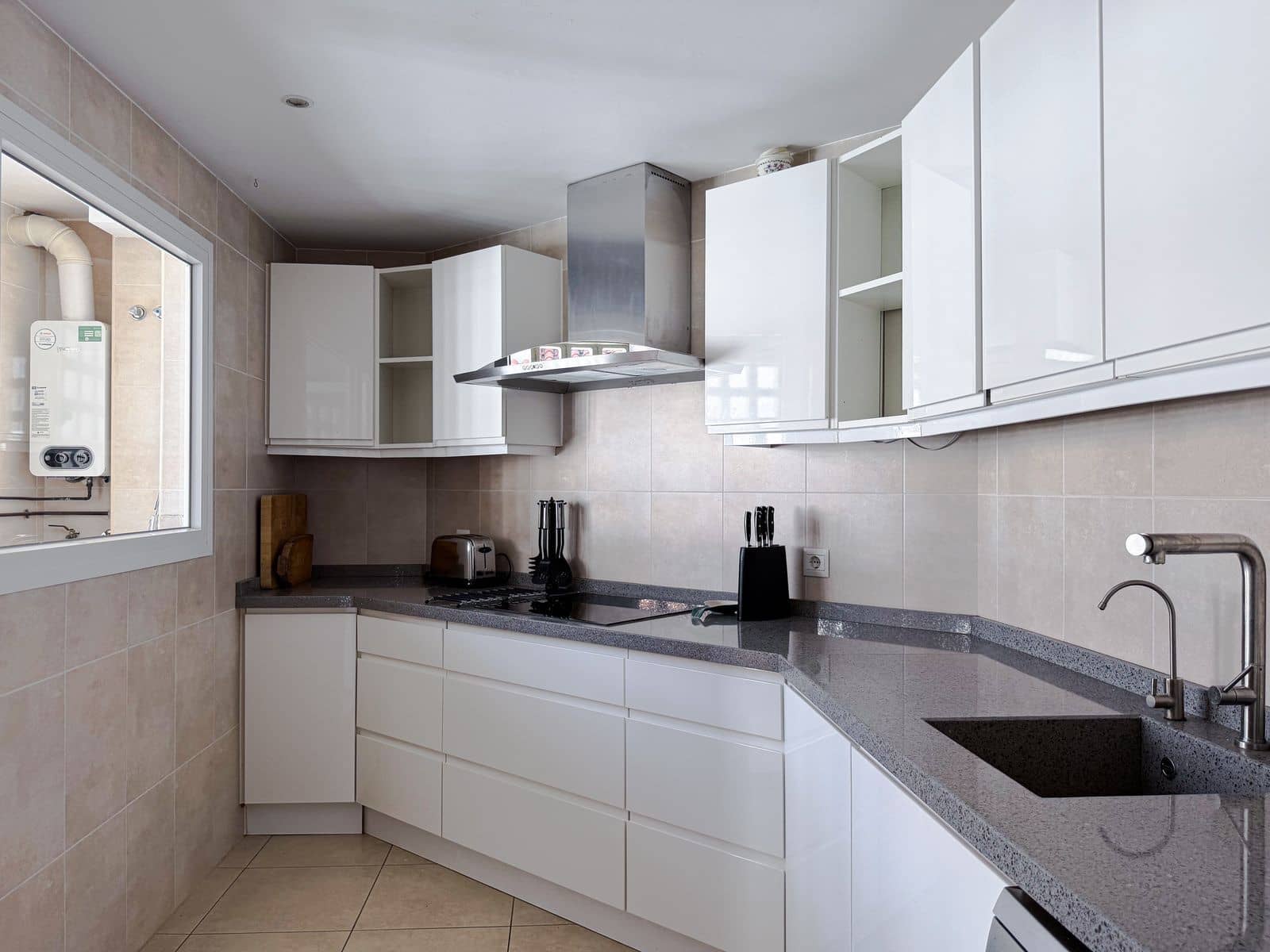 3 Zimmer Penthouse zu verkaufen in Nueva Andalucia - 675.000 € (Ref: 9952084)