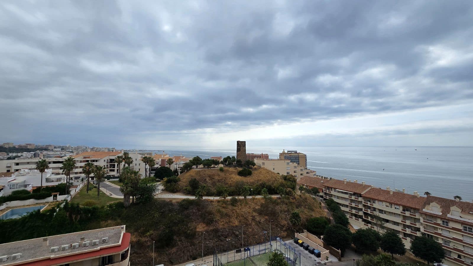 1 sovrum Lägenhet till salu i Benalmadena - 390 000 € (Ref: 9952088)