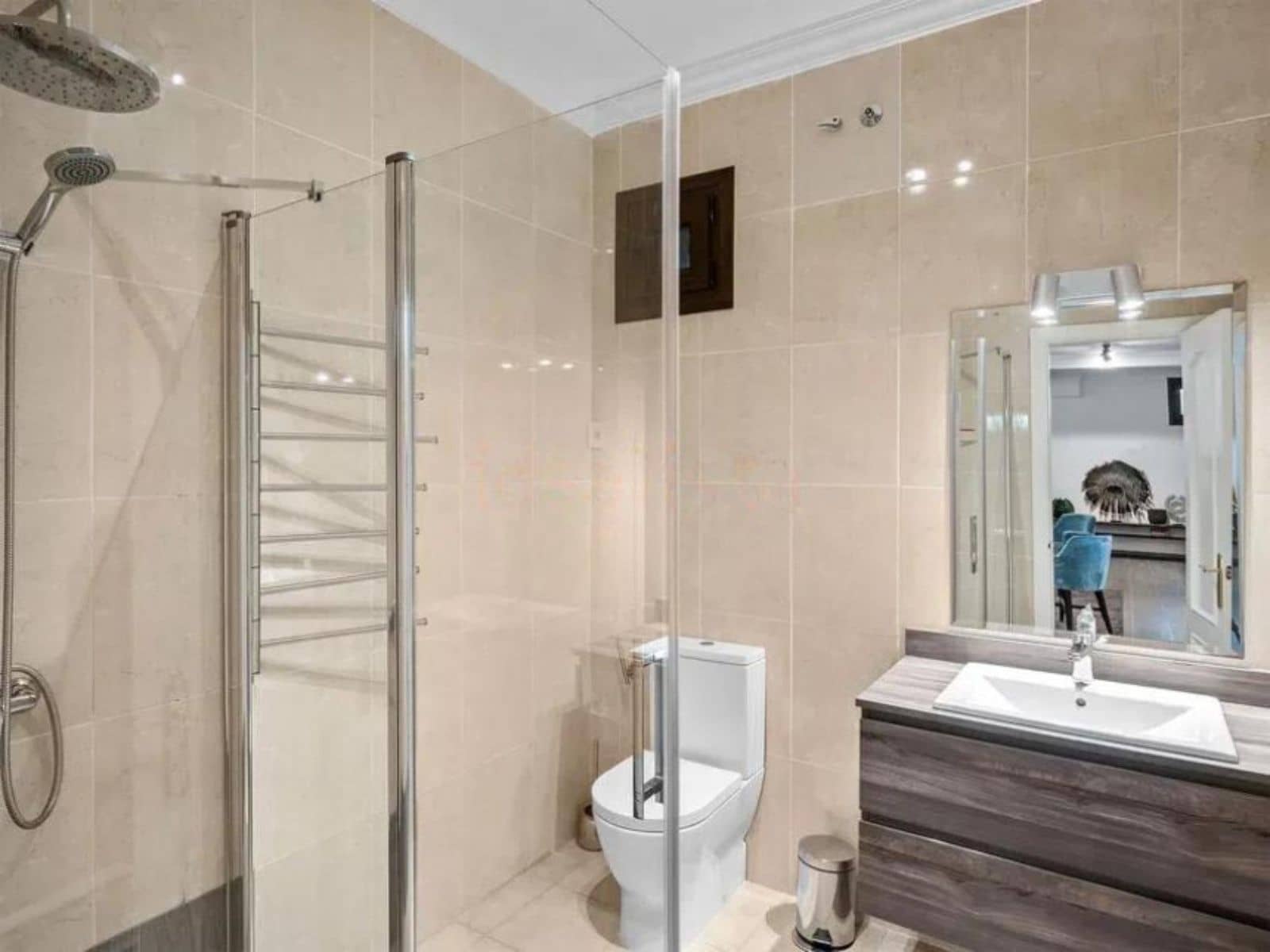 4 camera da letto Villa in vendita in New Golden Mile - 2.099.000 € (Rif: 9952092)