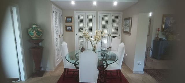 3 bedroom Apartment for sale in Costalita, Estepona - € 830,000 (Ref: 9952094)