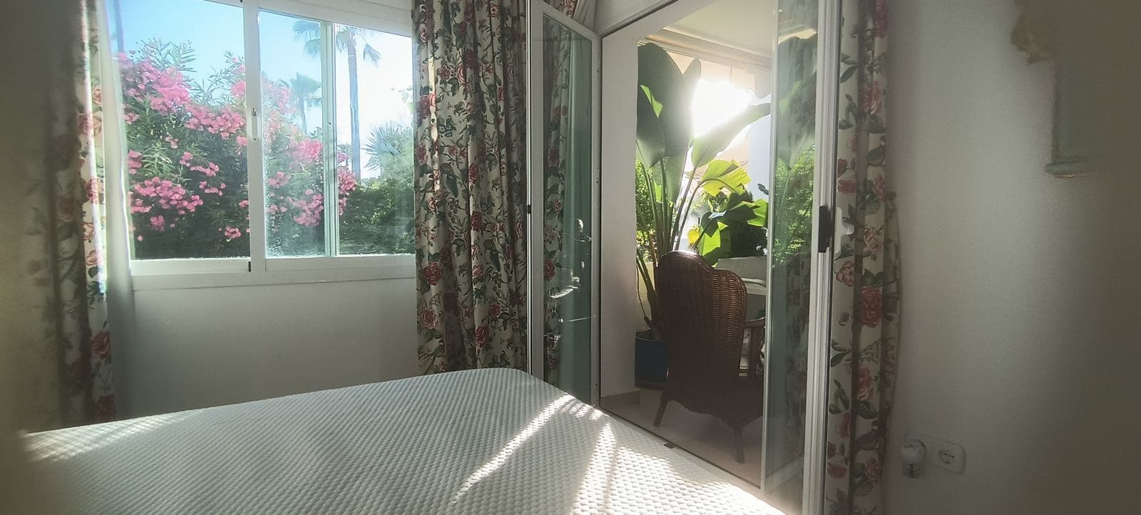 3 bedroom Apartment for sale in Costalita - € 830,000 (Ref: 9952094)