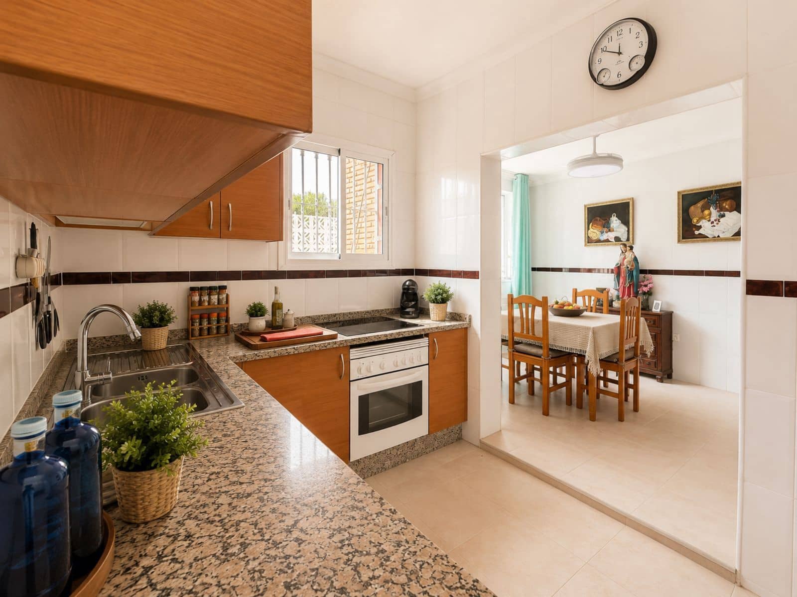 Chalet de 2 habitaciones en Manilva en venta - 465.000 € (Ref: 9952095)