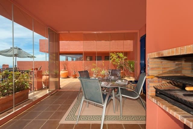 2 soveværelse Lejlighed til salg i Calahonda, Mijas - € 445.000 (Ref: 9952099)