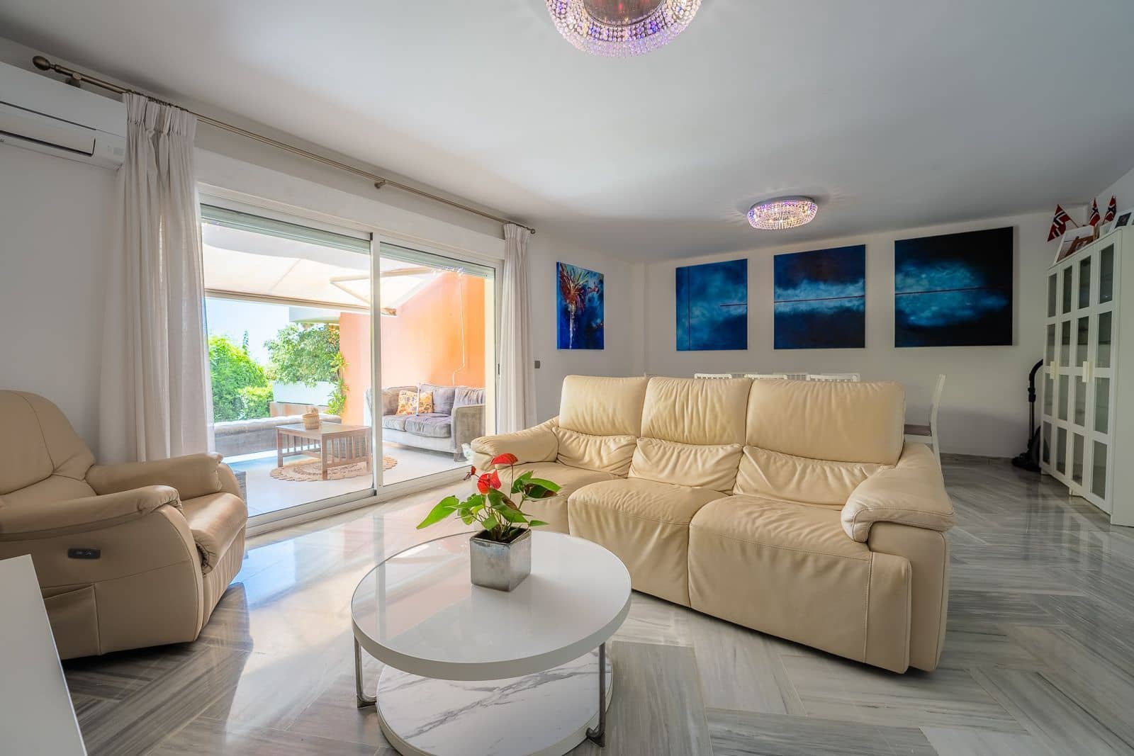 4 slaapkamer Huis te koop in New Golden Mile - € 949.000 (Ref: 9952100)