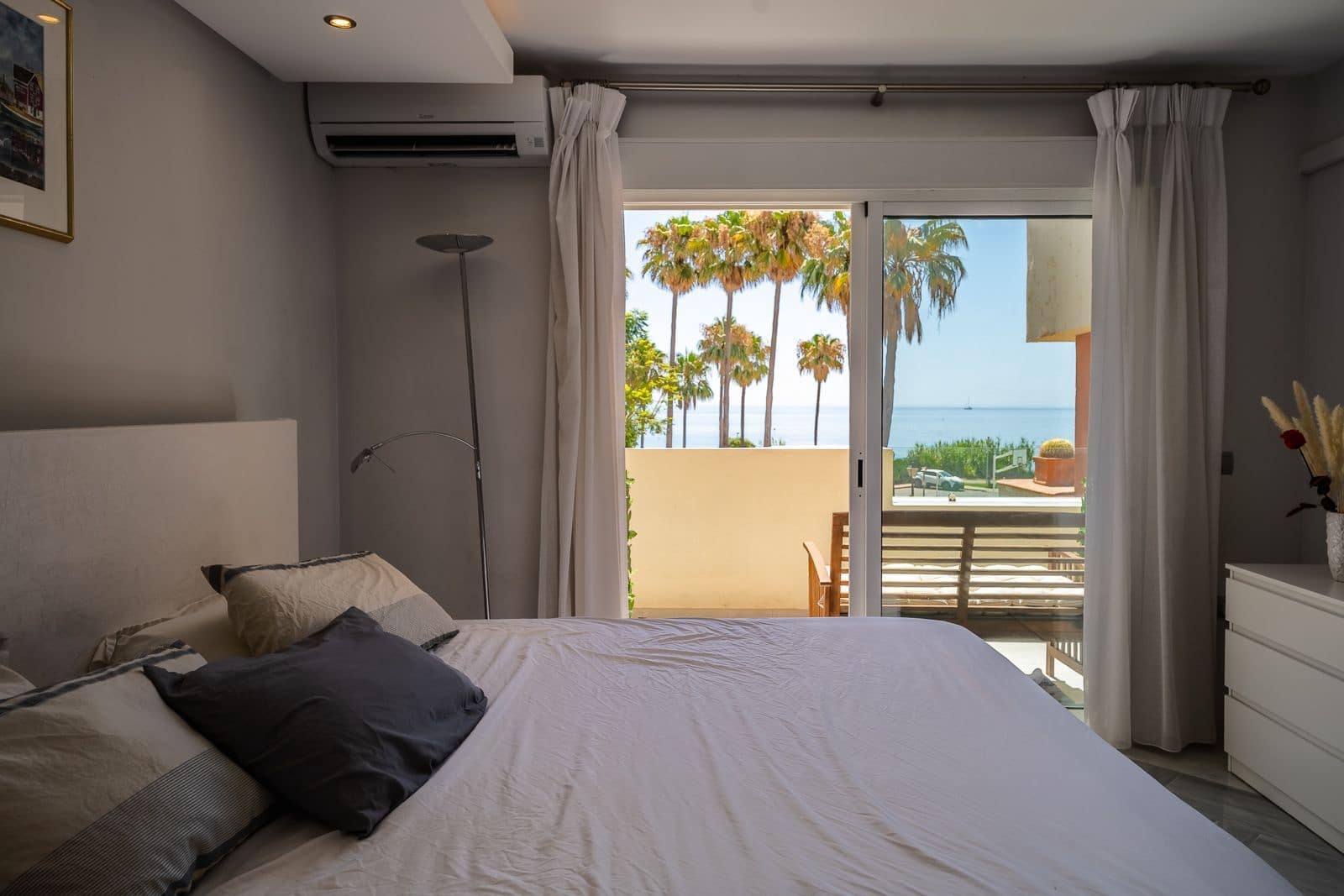 4 slaapkamer Huis te koop in New Golden Mile - € 949.000 (Ref: 9952100)