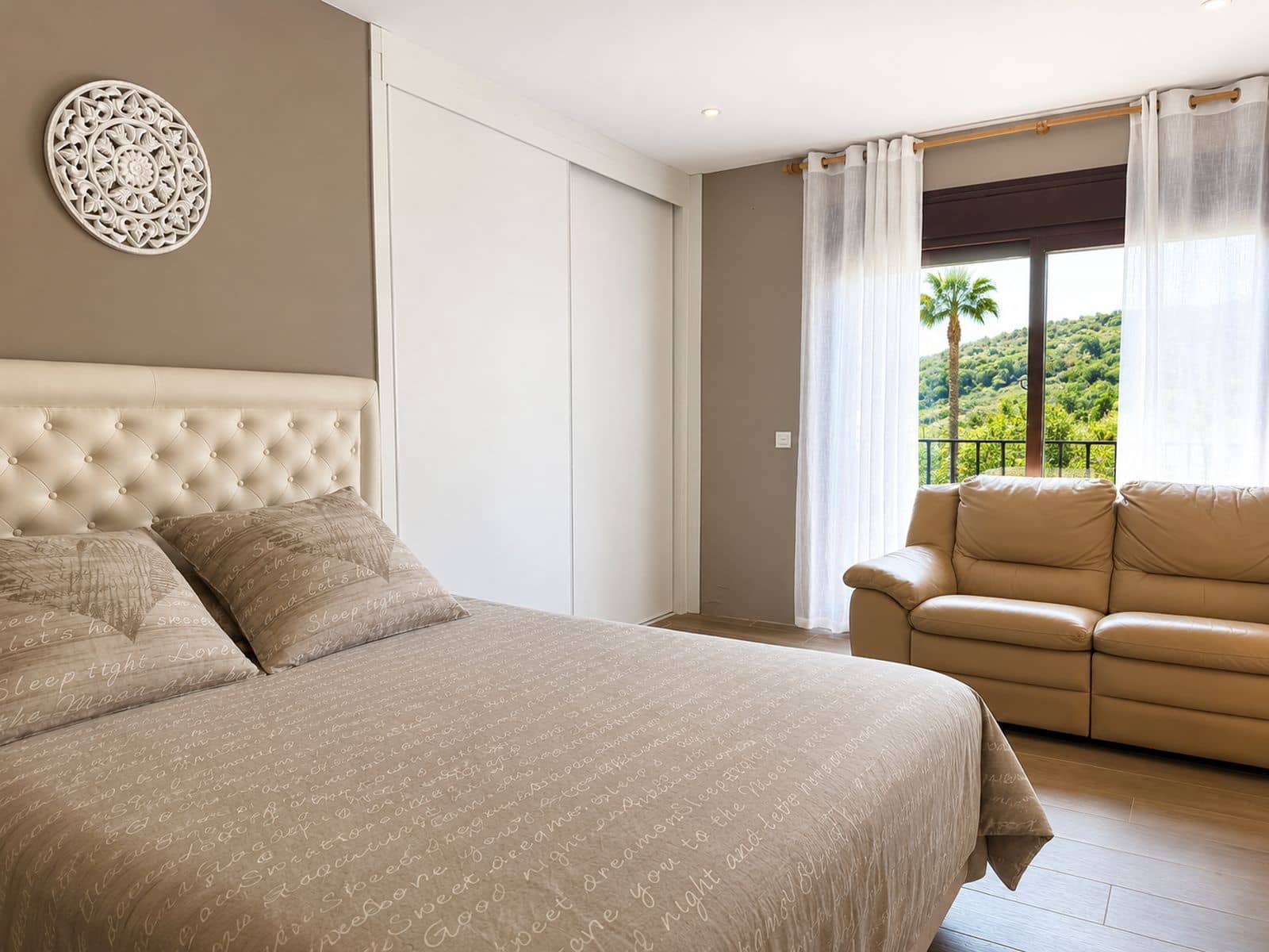 5 camera da letto Villa in vendita in New Golden Mile - 659.000 € (Rif: 9952105)
