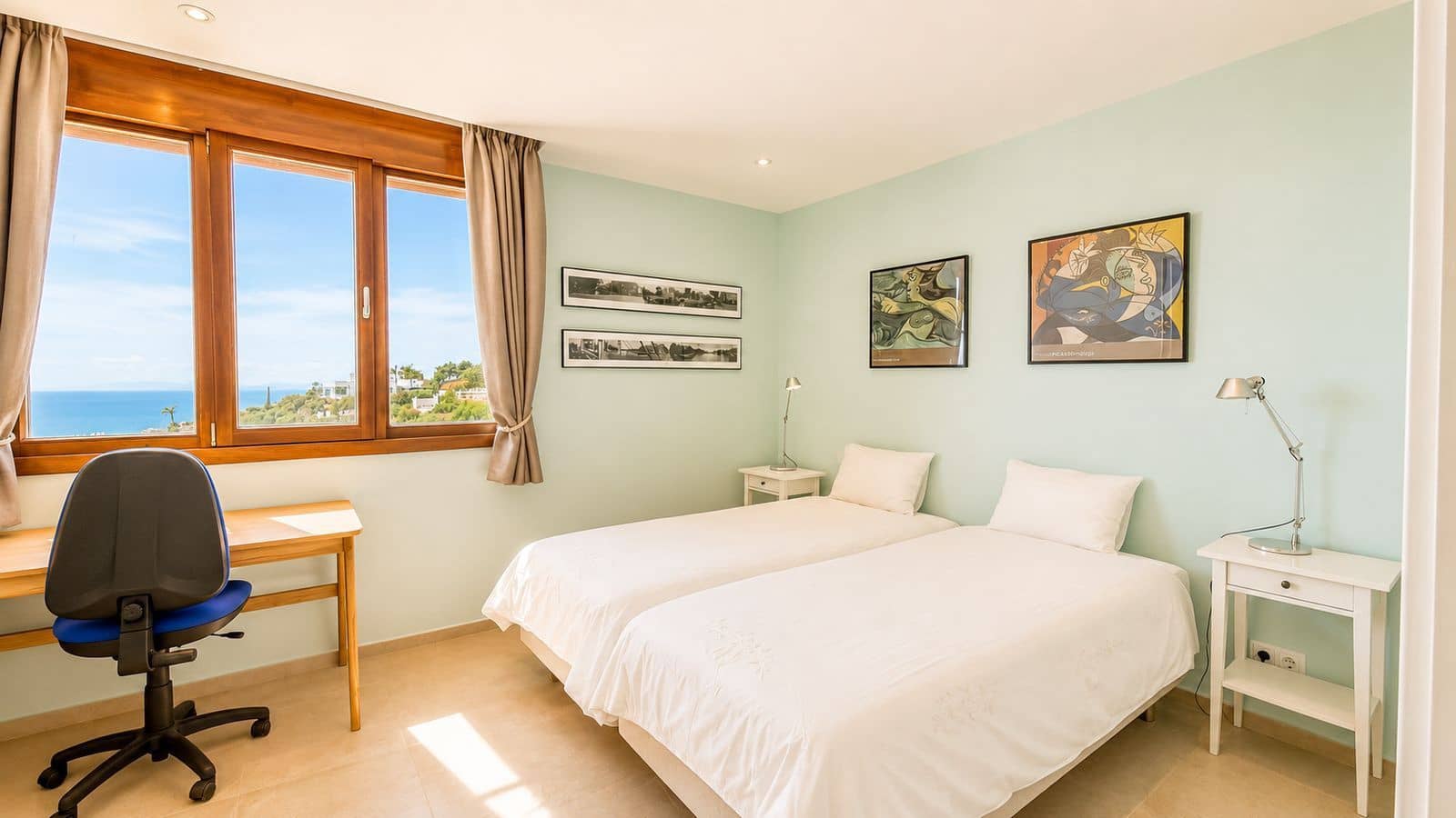 3 sovrum Takvåning till salu i Los Monteros - 749 000 € (Ref: 9952109)