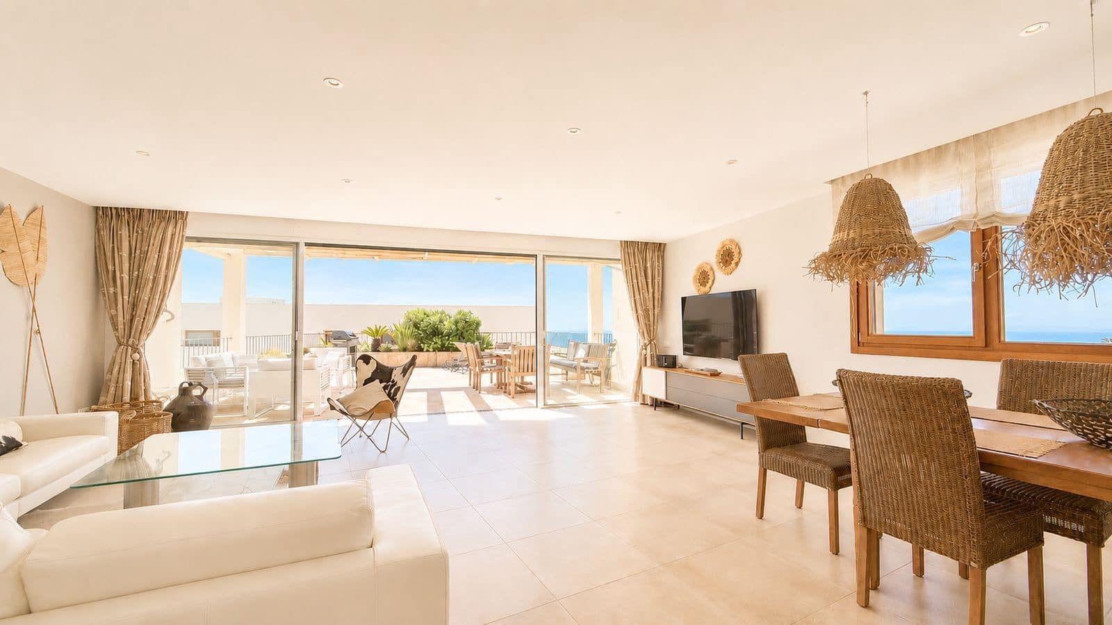 3 sovrum Takvåning till salu i Los Monteros - 749 000 € (Ref: 9952109)