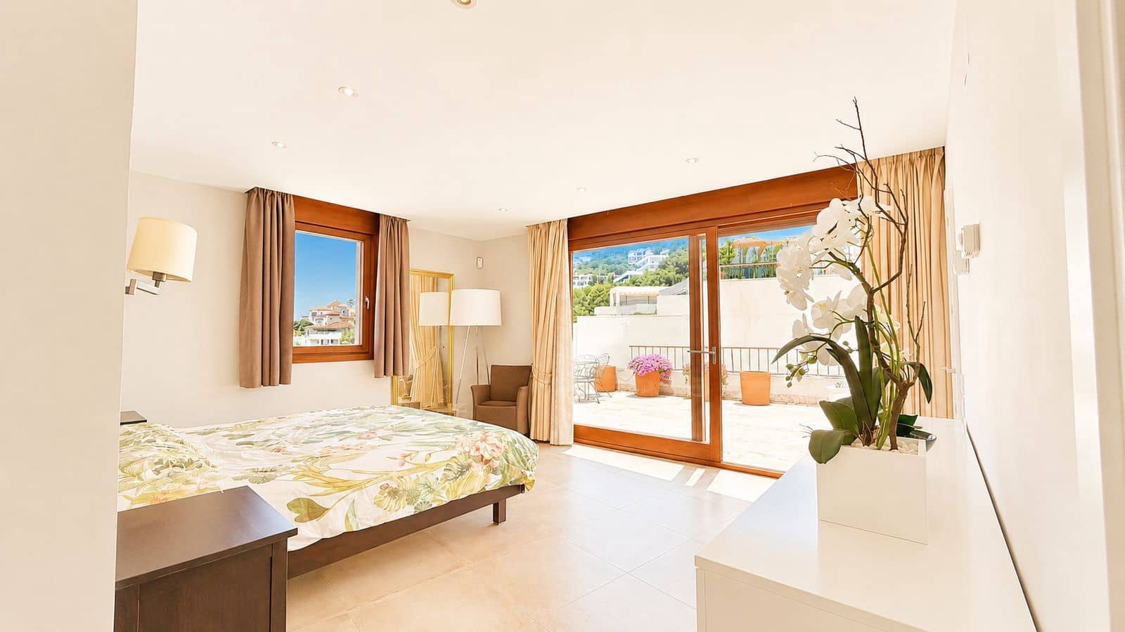 3 sovrum Takvåning till salu i Los Monteros - 749 000 € (Ref: 9952109)