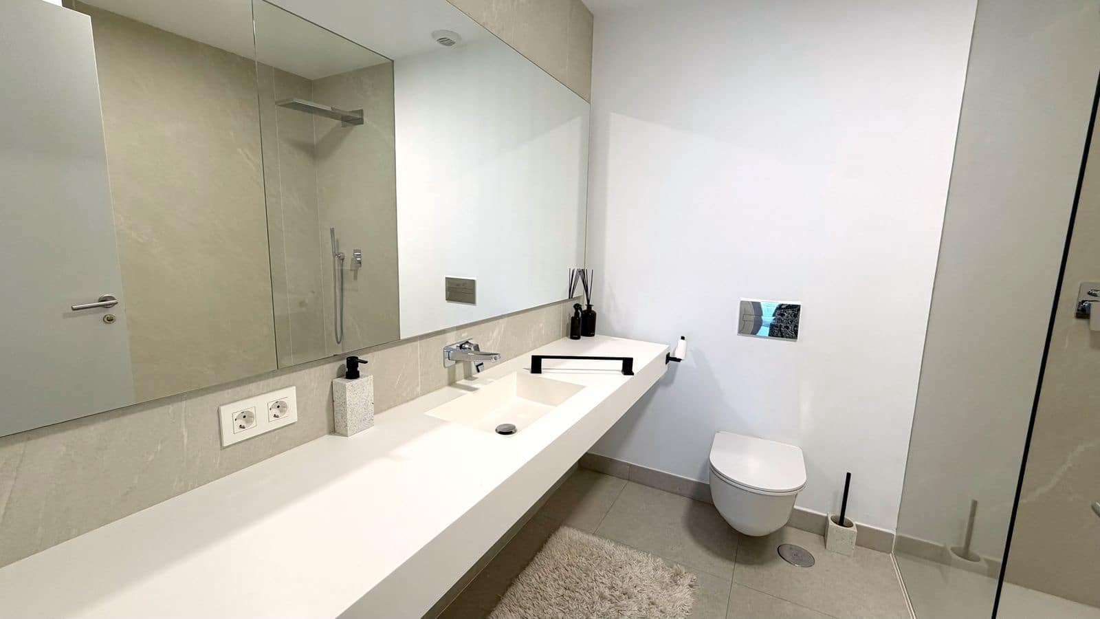 2 slaapkamer Appartement te koop in La Quinta - € 650.000 (Ref: 9952111)