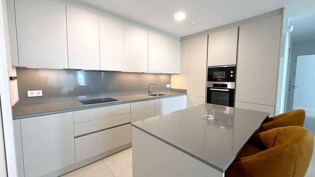 2 slaapkamer Appartement te koop in La Quinta, Benahavís - € 650.000 (Ref: 9952111)
