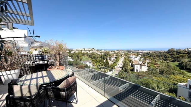 2 slaapkamer Appartement te koop in La Quinta, Benahavís - € 650.000 (Ref: 9952111)