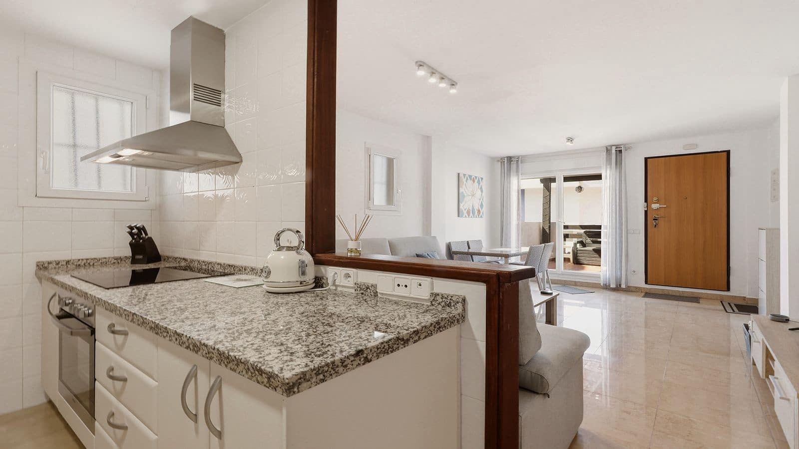 2 slaapkamer Appartement te koop in Manilva - € 280.000 (Ref: 9952113)