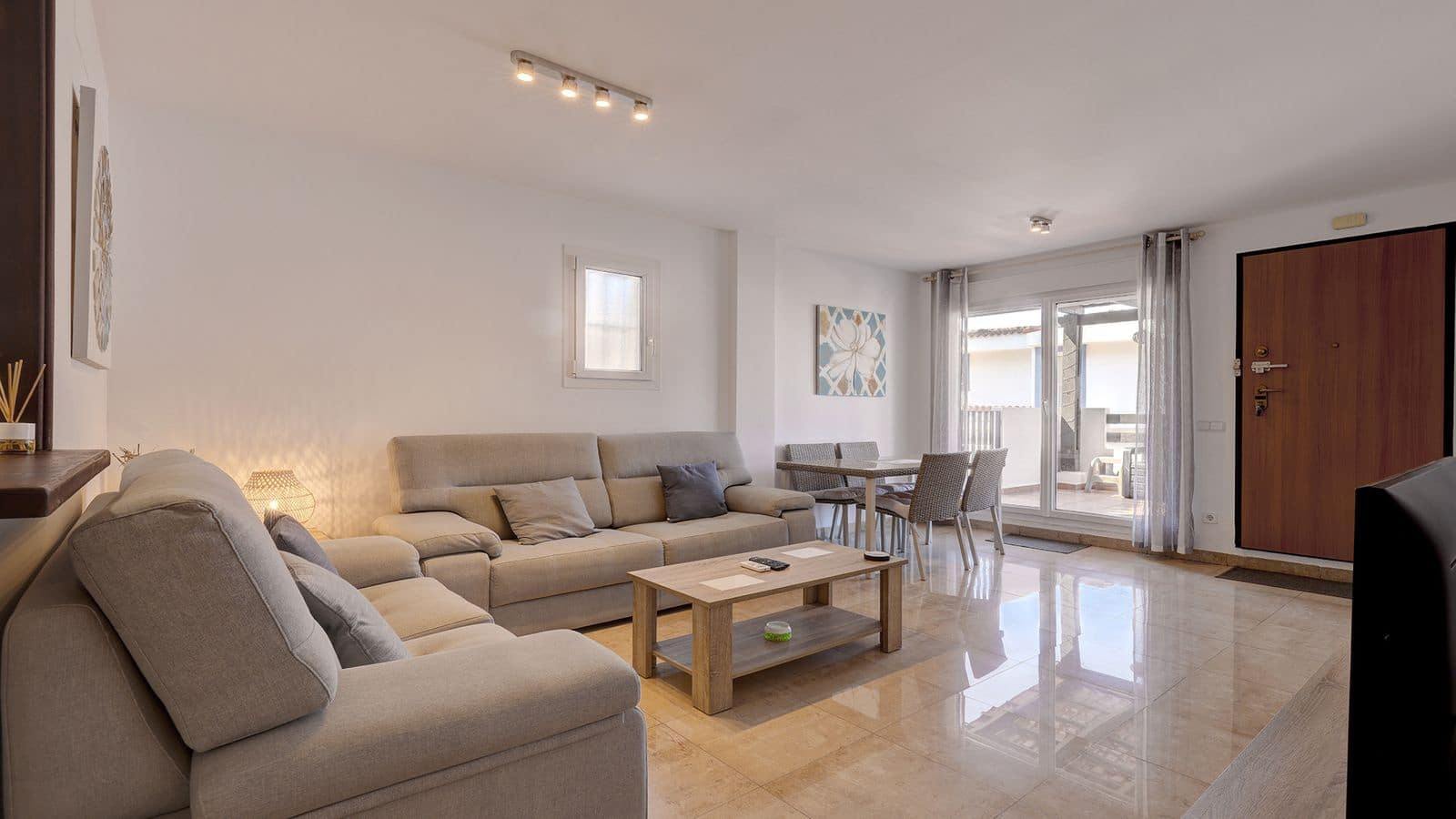 2 slaapkamer Appartement te koop in Manilva - € 280.000 (Ref: 9952113)