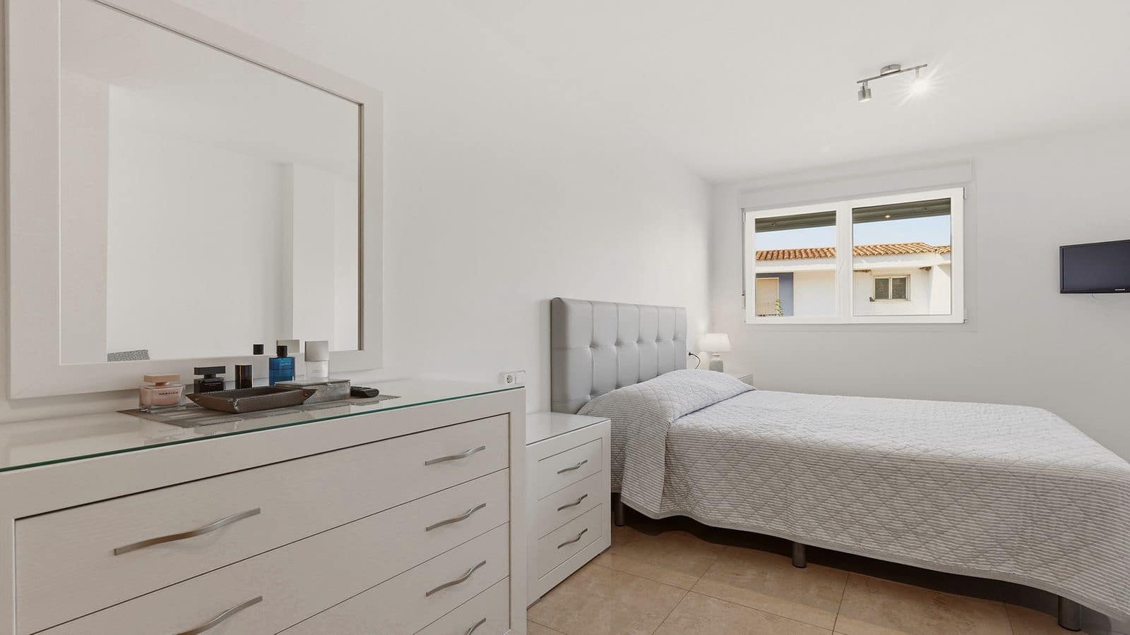 2 slaapkamer Appartement te koop in Manilva - € 280.000 (Ref: 9952113)